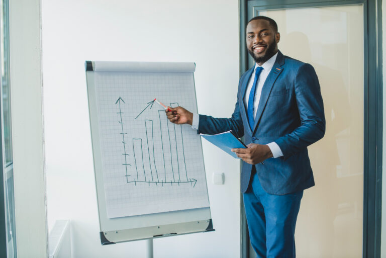From Technical Expert to People Leader: A Step-by-Step Guide